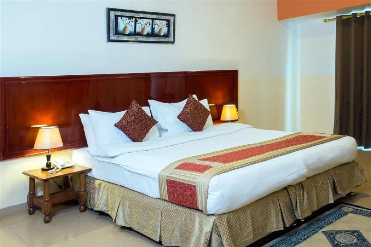 Safeer Plaza Hotel Muscat Exteriör bild
